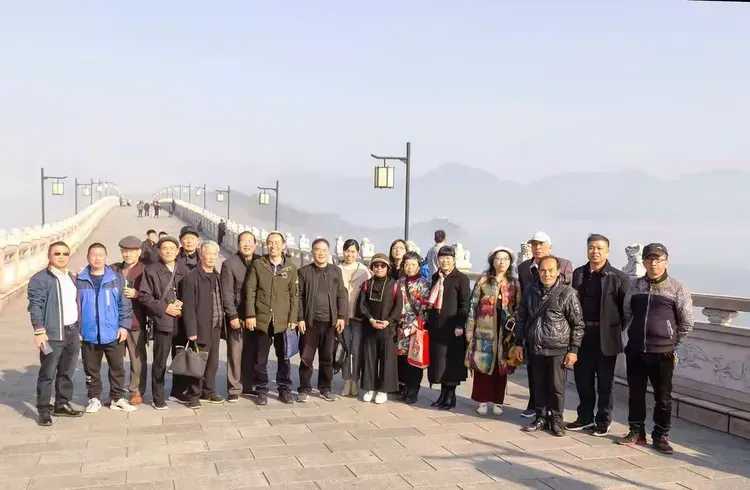 51cbd18073c84bb98838489901064f48__jpg.heic~tplv-s1ctq42ewb-s2-cC-q:750:0:0:0:q80.jpg